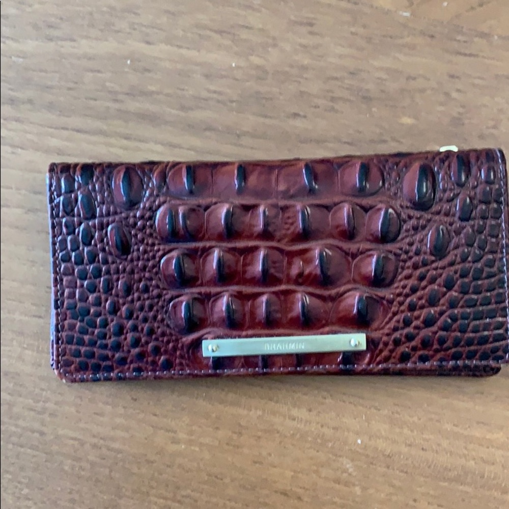Brahmin wallet